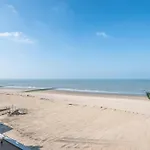 With Suberb Sea Views Apartment De Haan