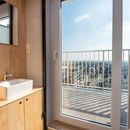 With Suberb Sea Views