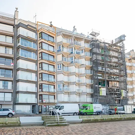 With Suberb Sea Views Apartment De Haan