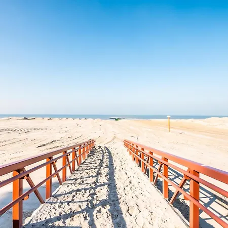 With Suberb Sea Views *