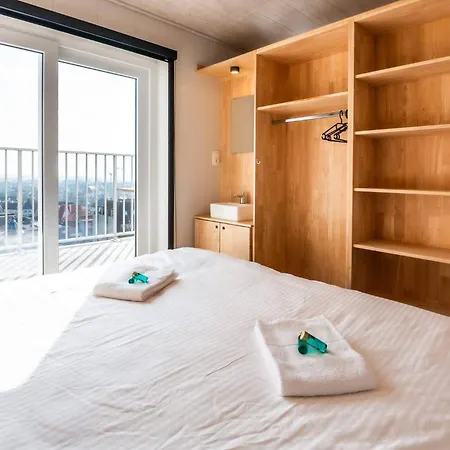 Apartament With Suberb Sea Views