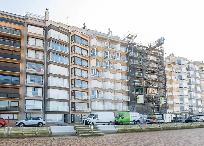 Appartement With Suberb Sea Views *